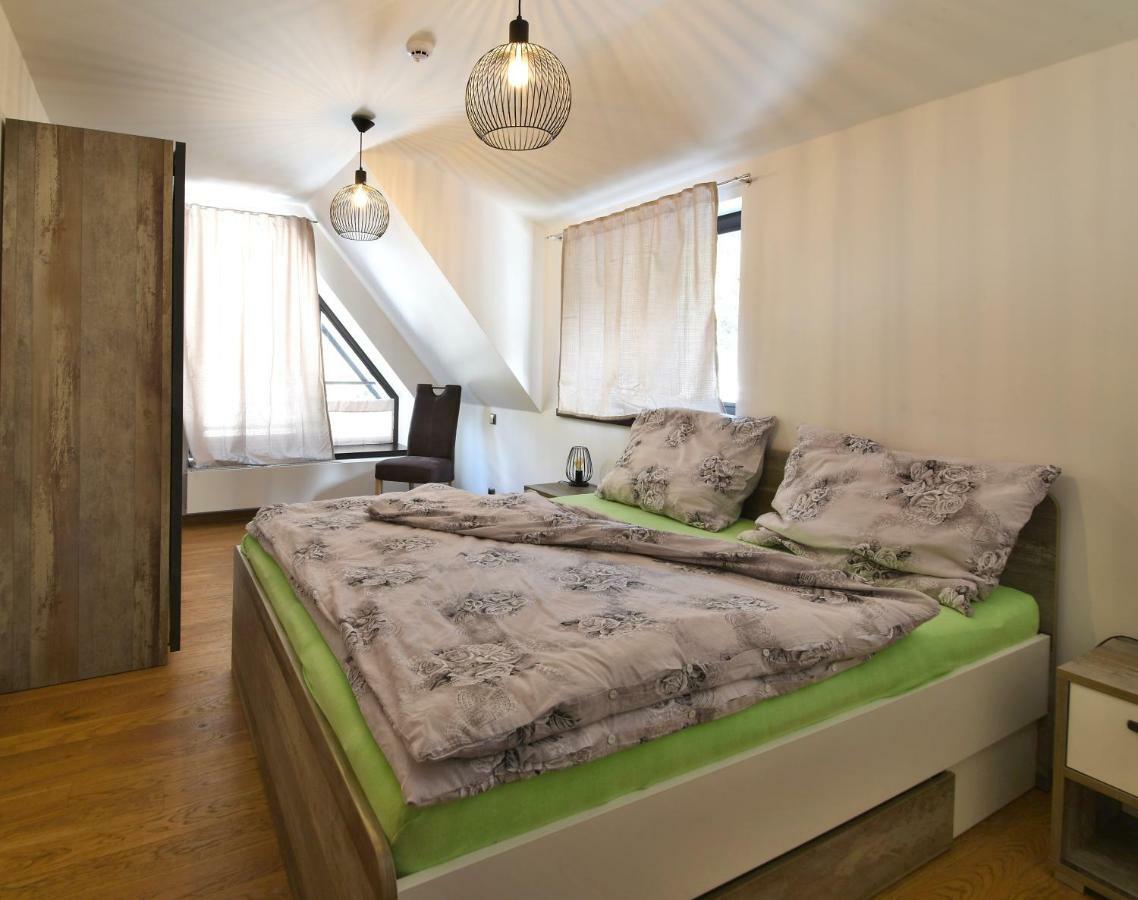 Luxury Adelka Apartment *