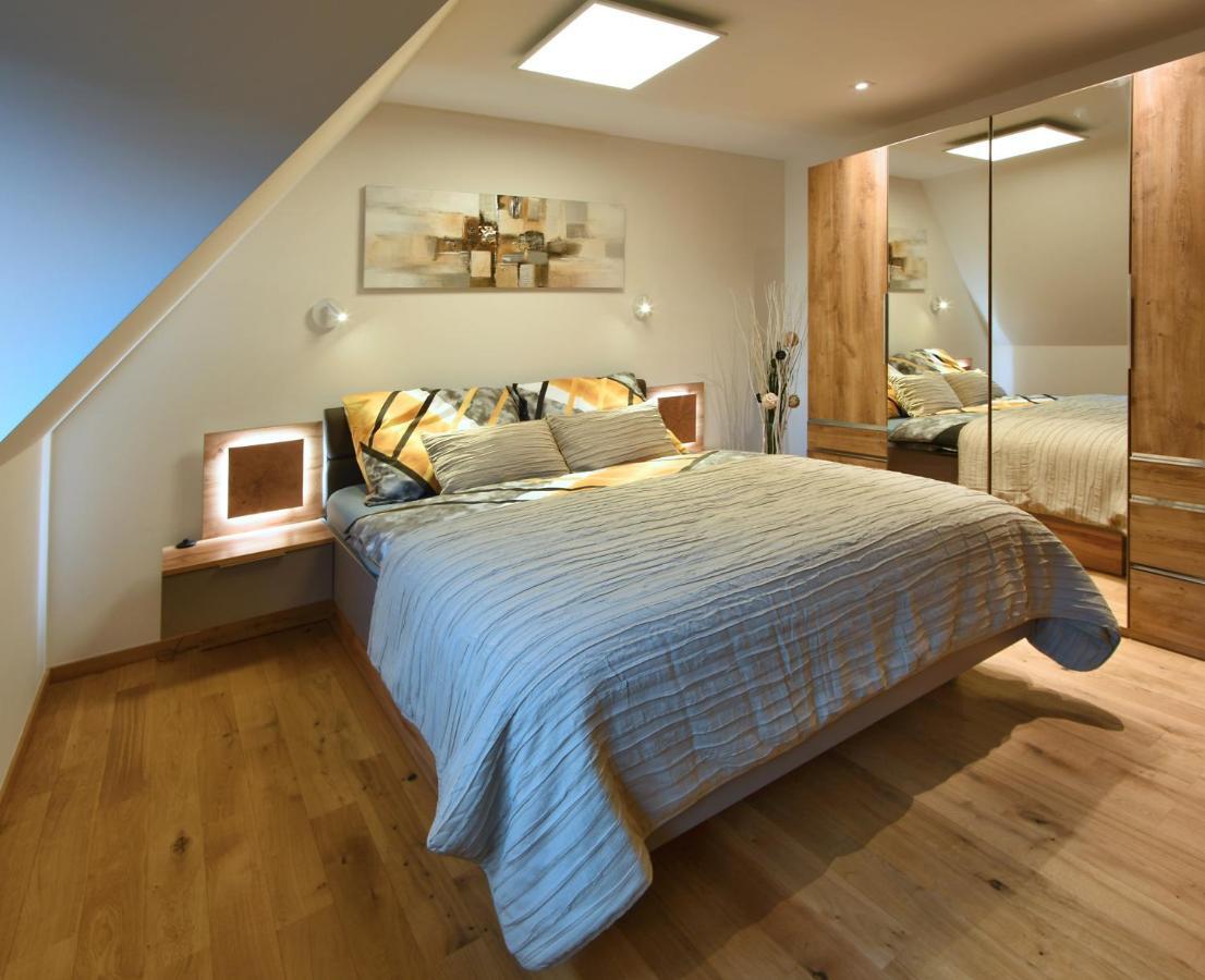 Luxury Adelka Apartment